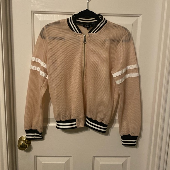 Lightweight Mesh Jacket - Picture 1 of 4
